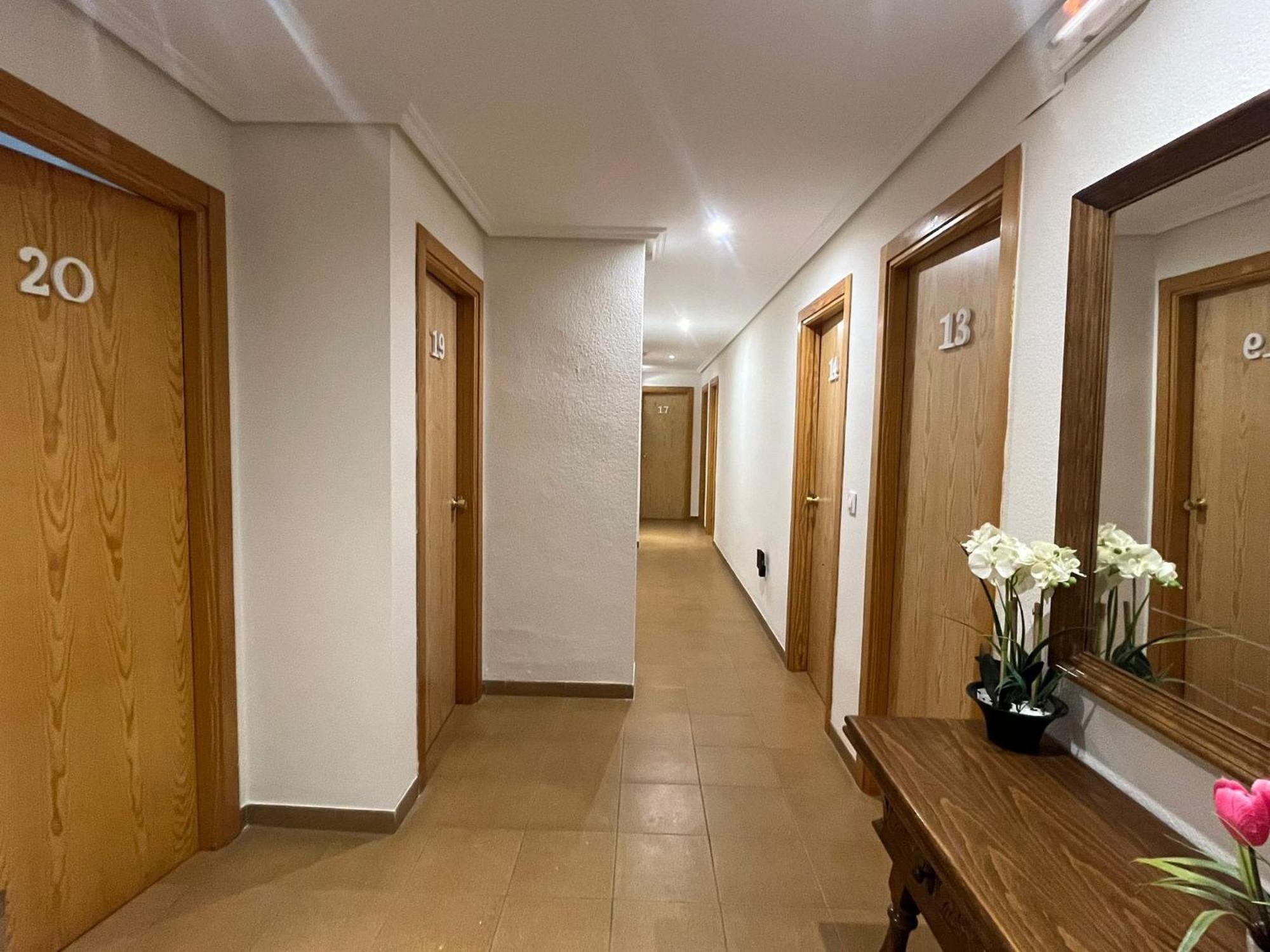 Hostal Casa Amalia Теруэль Экстерьер фото